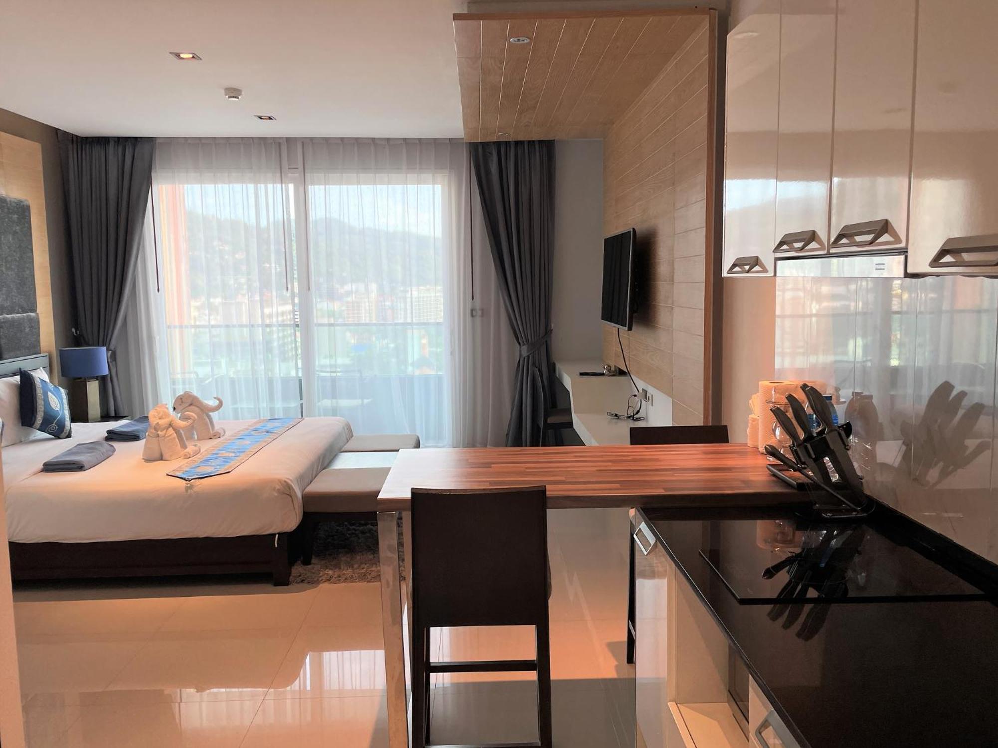 Emerald Terrace Apartments By Lofty Patong المظهر الخارجي الصورة